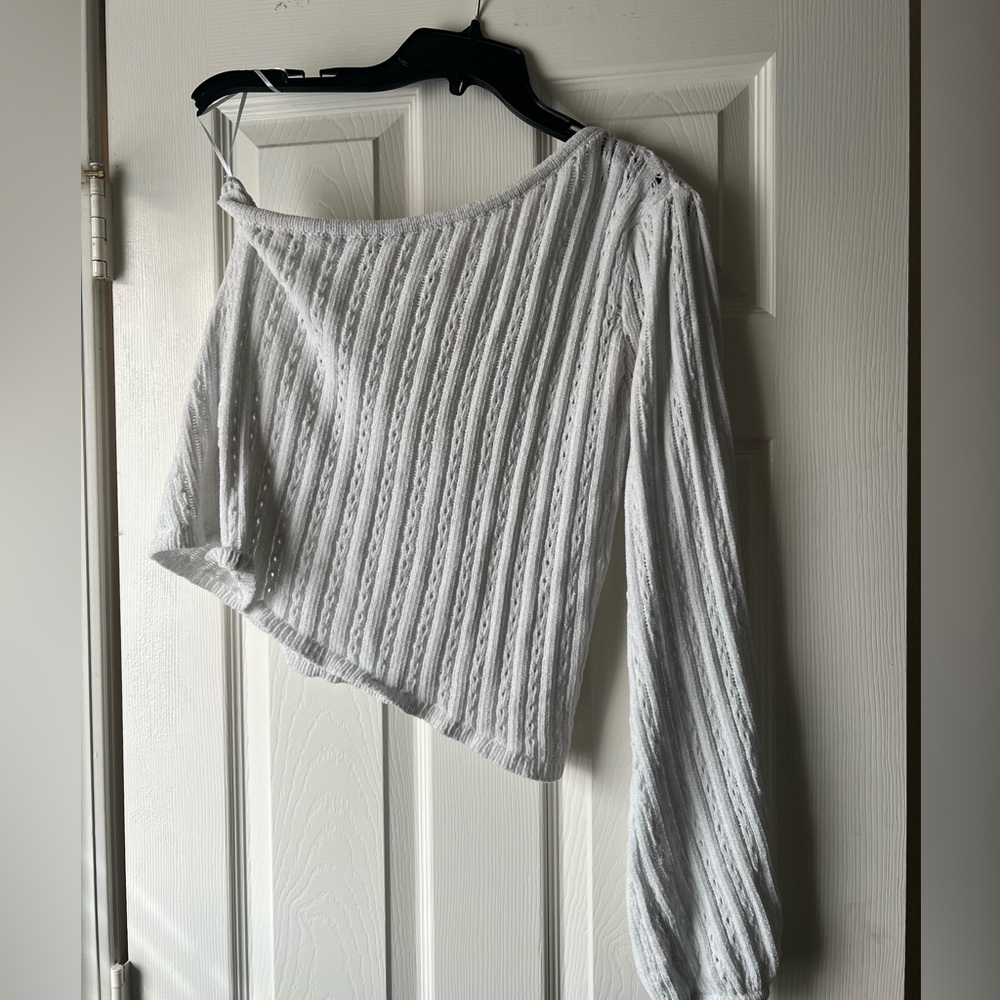 One shoulder sweater. Medium